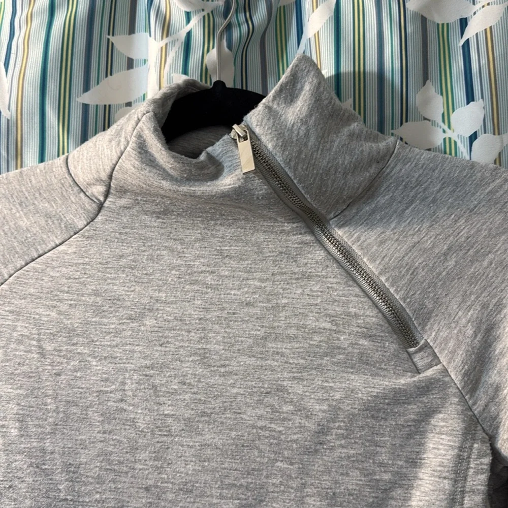 Jockey Gray Women's Fleece Sweatshirt Fashion Pullover With Zip Mock Neck